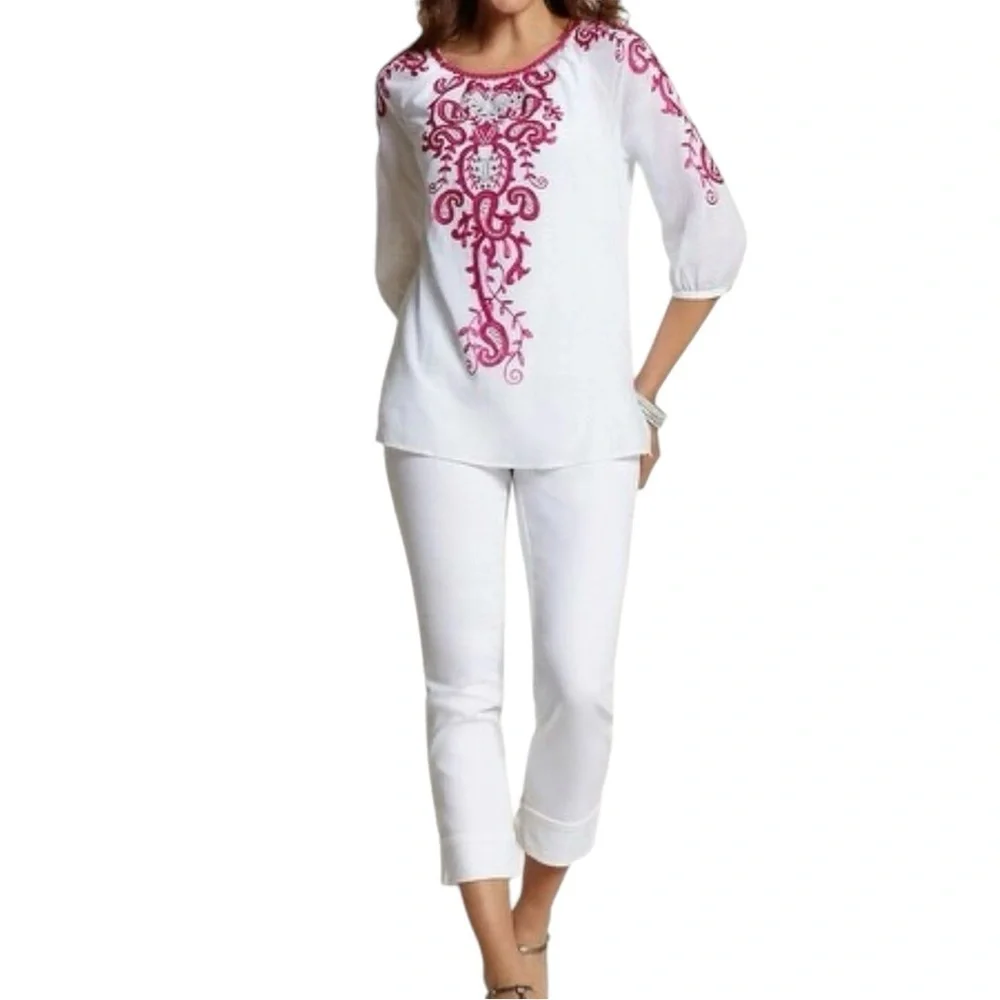 CHICO'S Anelle Blouse 3/4 sleeves Embroidered Embellished White Fuchsia Like new - Picture 3 of 16
